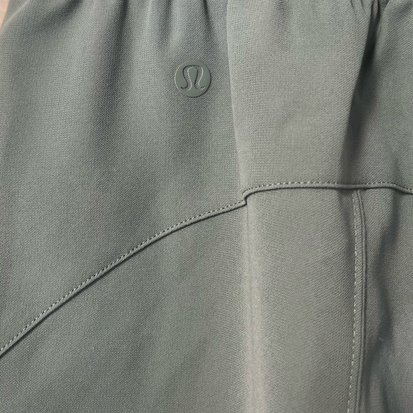 Lululemon Dynamic Days Tidewater Teal travel pants size 29 - Picture 8 of 15